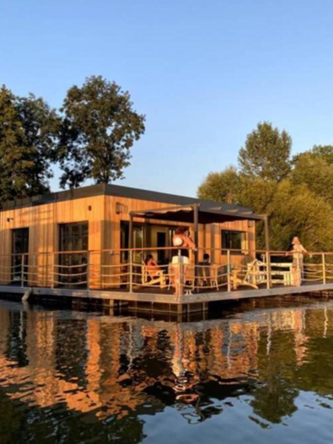 SeineHouse - Maison flottante  Vaux-Sur-Seine Exterior foto